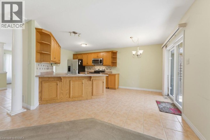 Photo 12 at 30 Cobblestone Drive, Innerkip (Victoria Park), Woodstock