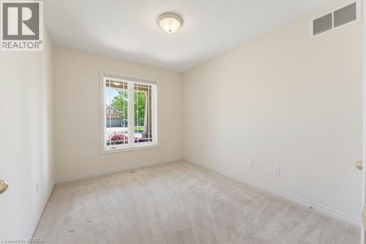 Photo 23 at 30 Cobblestone Drive, Innerkip (Victoria Park), Woodstock