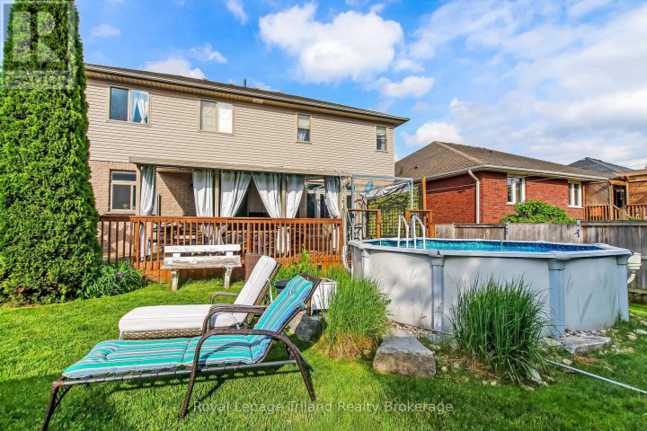 Photo 3 at 761 Glenwood Road, Woodstock - North, Woodstock