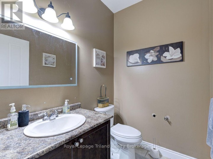 Photo 35 at 761 Glenwood Road, Woodstock - North, Woodstock