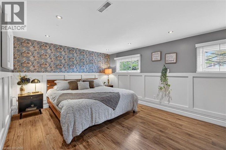 Photo 20 at 78 Lyndale Crescent, Woodstock - North, Woodstock