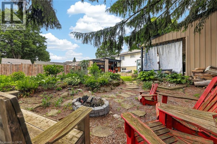 Photo 39 at 78 Lyndale Crescent, Woodstock - North, Woodstock