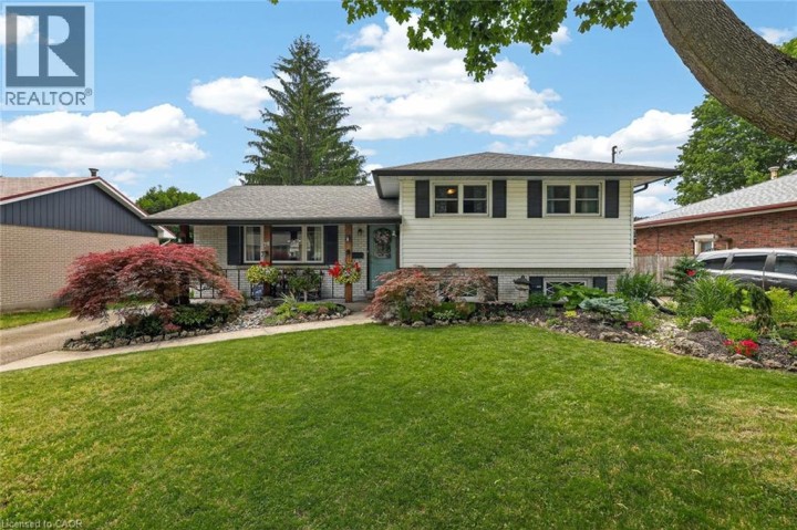 Photo 5 at 78 Lyndale Crescent, Woodstock - North, Woodstock
