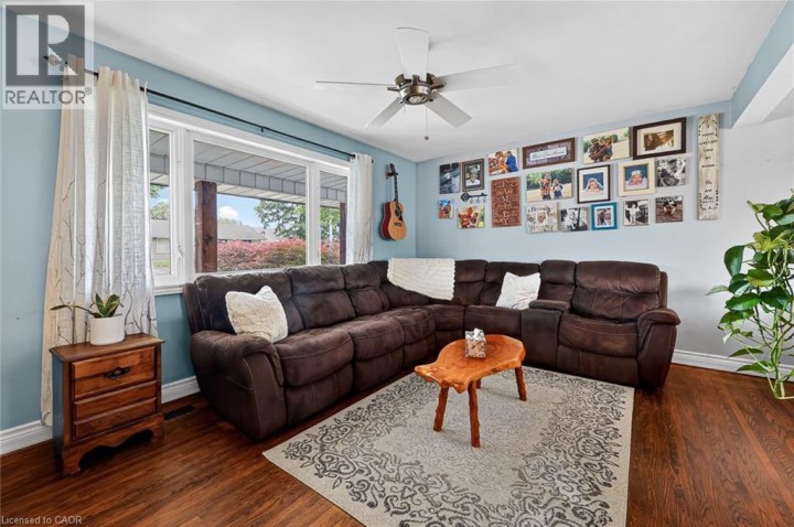 Photo 8 at 78 Lyndale Crescent, Woodstock - North, Woodstock