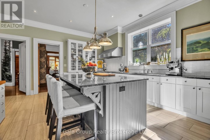 Photo 19 at 105 Vansittart Avenue, Woodstock - North, Woodstock