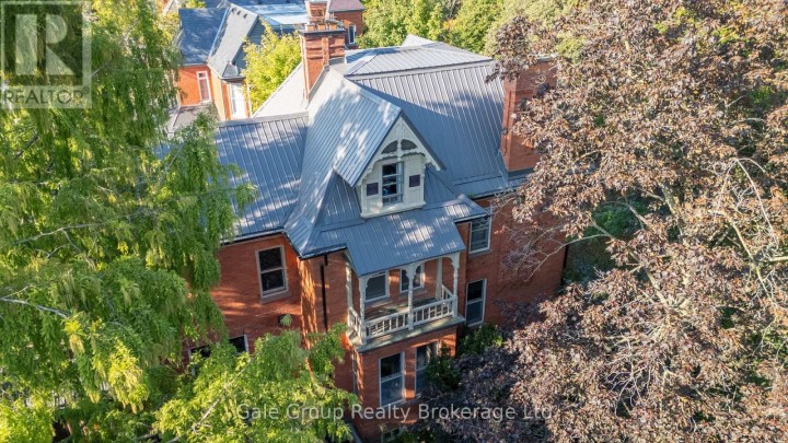 Photo 2 at 105 Vansittart Avenue, Woodstock - North, Woodstock