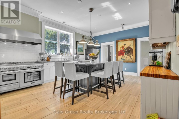 Photo 20 at 105 Vansittart Avenue, Woodstock - North, Woodstock