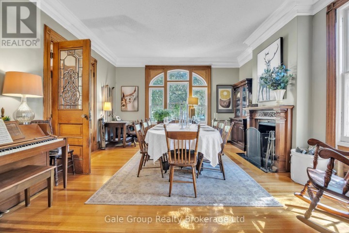 Photo 24 at 105 Vansittart Avenue, Woodstock - North, Woodstock