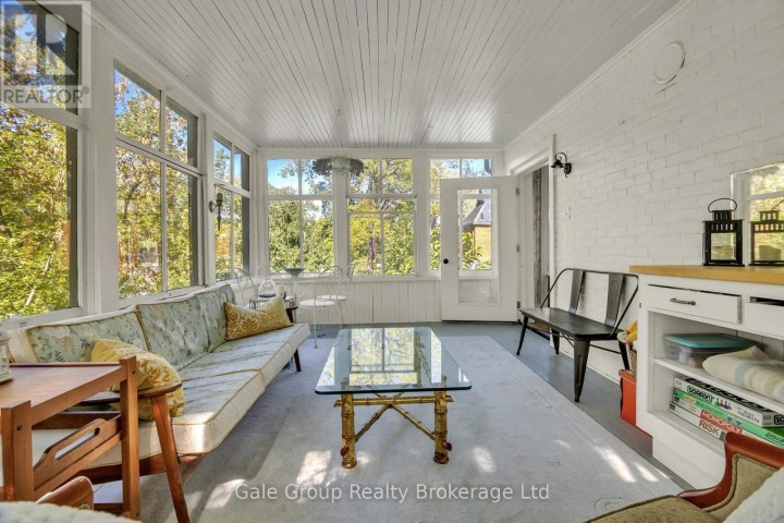 Photo 37 at 105 Vansittart Avenue, Woodstock - North, Woodstock