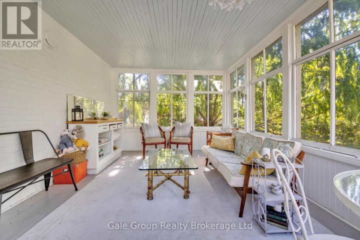 Photo 38 at 105 Vansittart Avenue, Woodstock - North, Woodstock