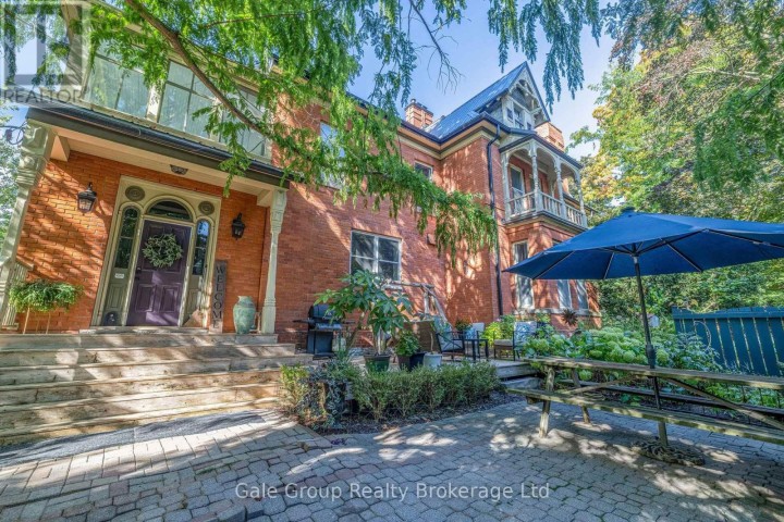 Photo 4 at 105 Vansittart Avenue, Woodstock - North, Woodstock