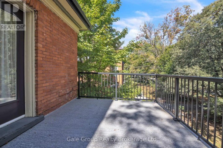 Photo 40 at 105 Vansittart Avenue, Woodstock - North, Woodstock