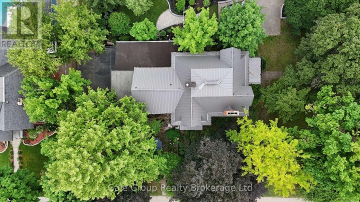 Photo 47 at 105 Vansittart Avenue, Woodstock - North, Woodstock