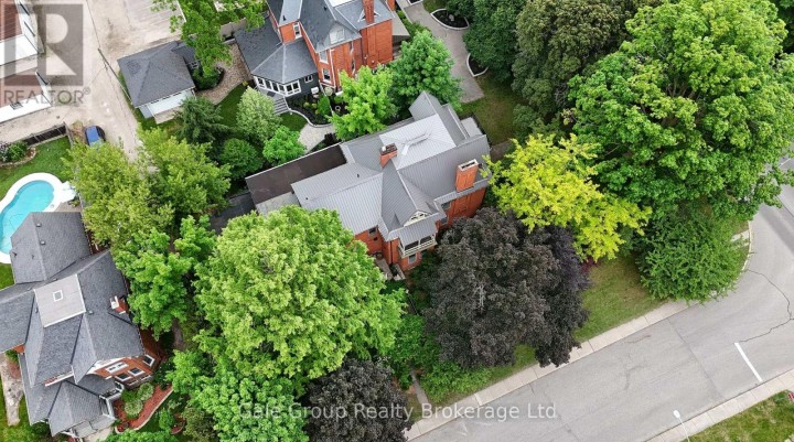Photo 49 at 105 Vansittart Avenue, Woodstock - North, Woodstock
