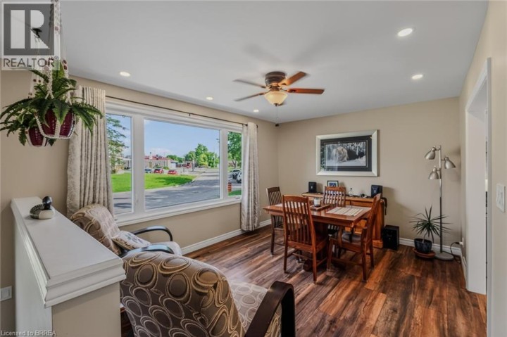 Photo 12 at 46 Clara Crescent, Echo Place, Brantford