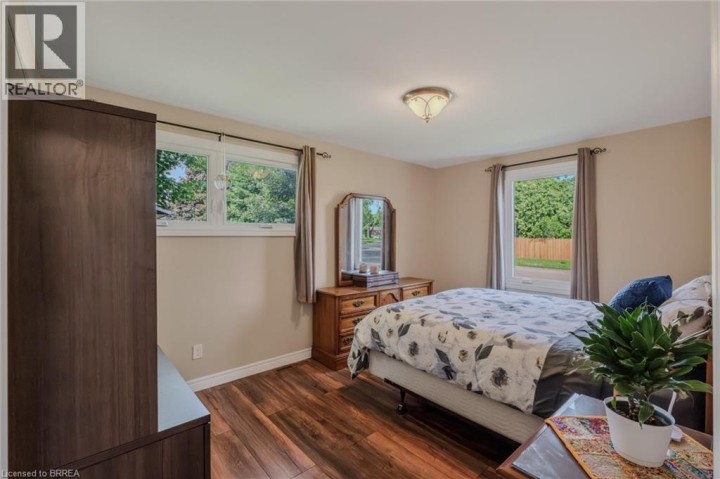 Photo 22 at 46 Clara Crescent, Echo Place, Brantford