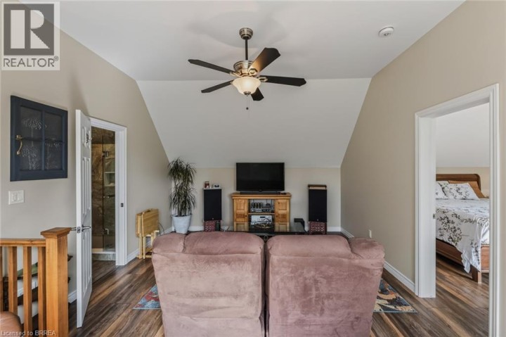 Photo 28 at 46 Clara Crescent, Echo Place, Brantford