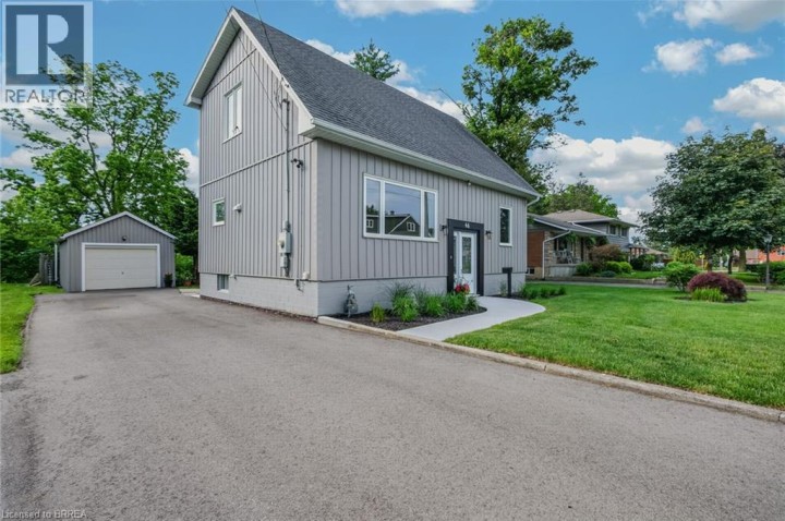 Photo 3 at 46 Clara Crescent, Echo Place, Brantford