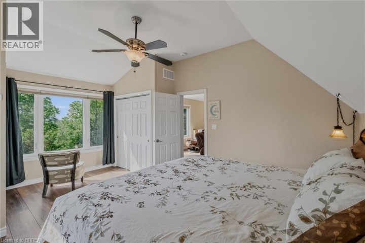 Photo 34 at 46 Clara Crescent, Echo Place, Brantford