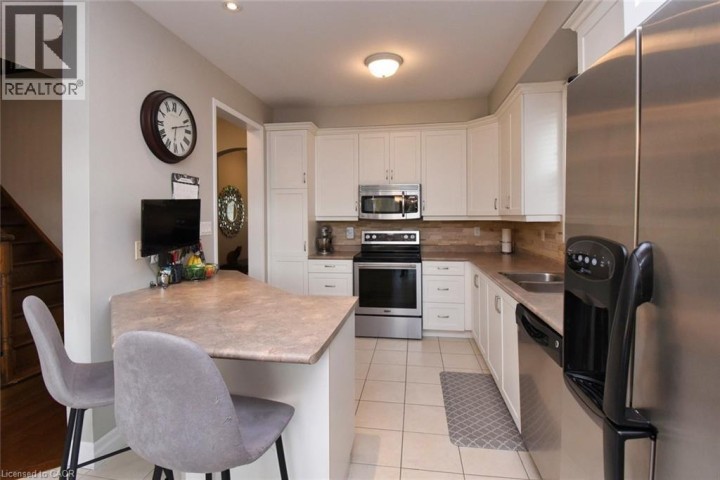 Photo 12 at 188 Hunter Way, Empire, Brantford
