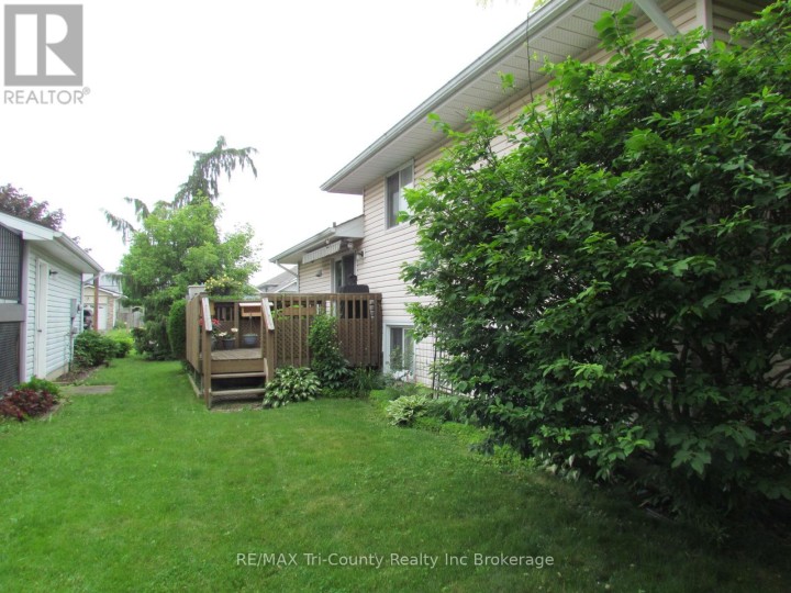 Photo 15 at 29 Beckett Boulevard, Tillsonburg
