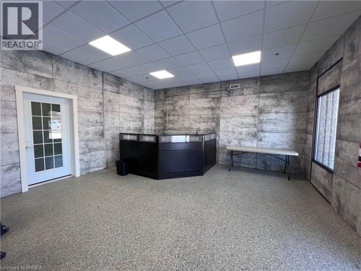 Photo 18 at 45 Worthington Drive, Se Rural, Brantford