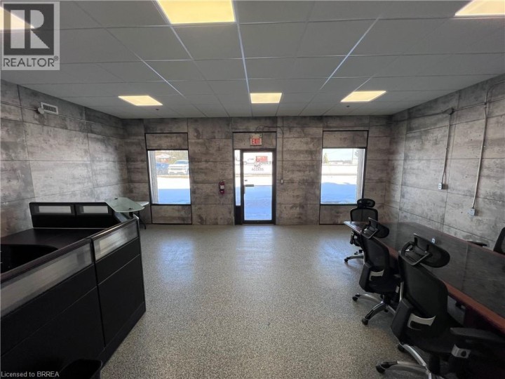 Photo 19 at 45 Worthington Drive, Se Rural, Brantford