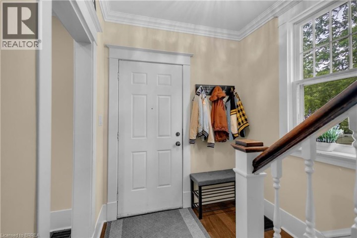 Photo 7 at 11 Tutela Heights Road, Tutela Heights, Brantford