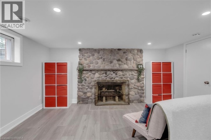 Photo 33 at 11 Tutela Heights Road, Tutela Heights, Brantford