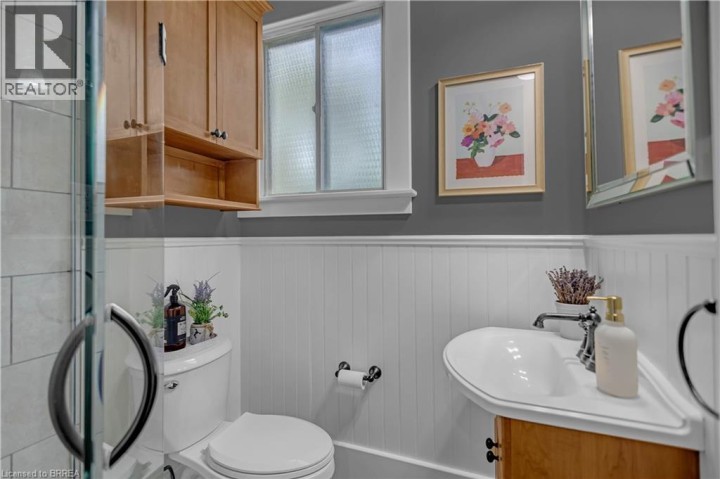 Photo 19 at 11 Tutela Heights Road, Tutela Heights, Brantford