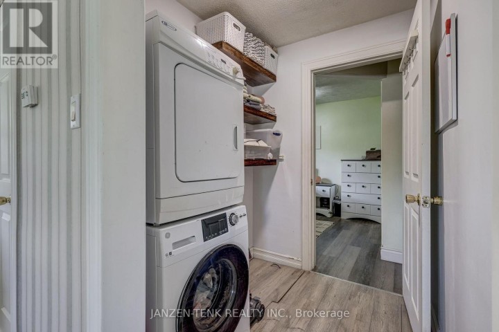 Photo 15 at 136 King Street, Tillsonburg