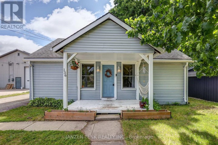 Photo 2 at 136 King Street, Tillsonburg