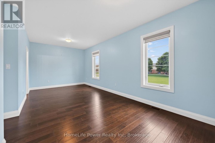 Photo 23 at 101 - 360 Quarter Town Line, Tillsonburg
