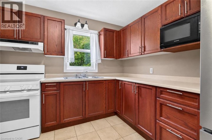 Photo 20 at 221 Grand River Avenue, Holmedale, Brantford