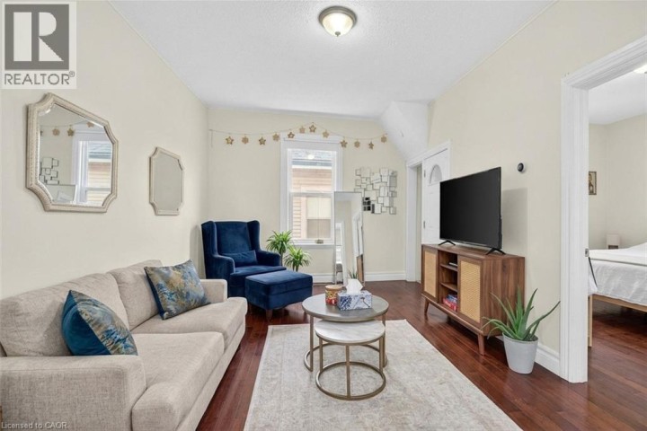 Photo 6 at 221 Grand River Avenue, Holmedale, Brantford