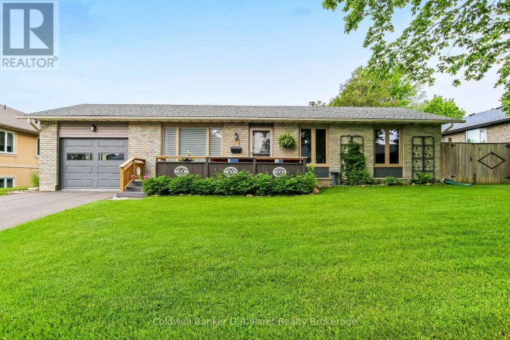 Photo 2 at 27 Woodcock Drive, Tillsonburg