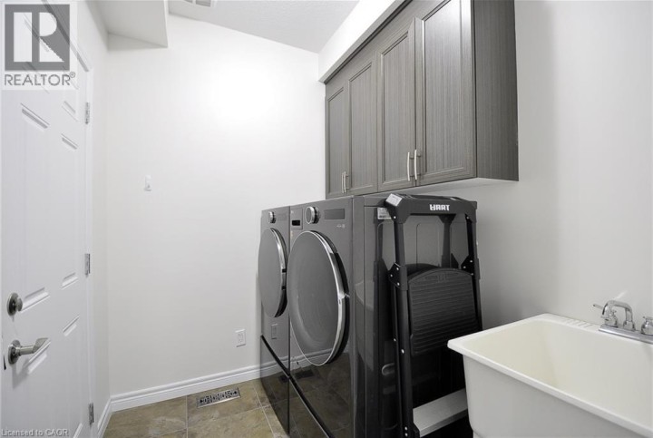 Photo 17 at 133 Grandville Circle, Innerkip (Victoria Park), Woodstock