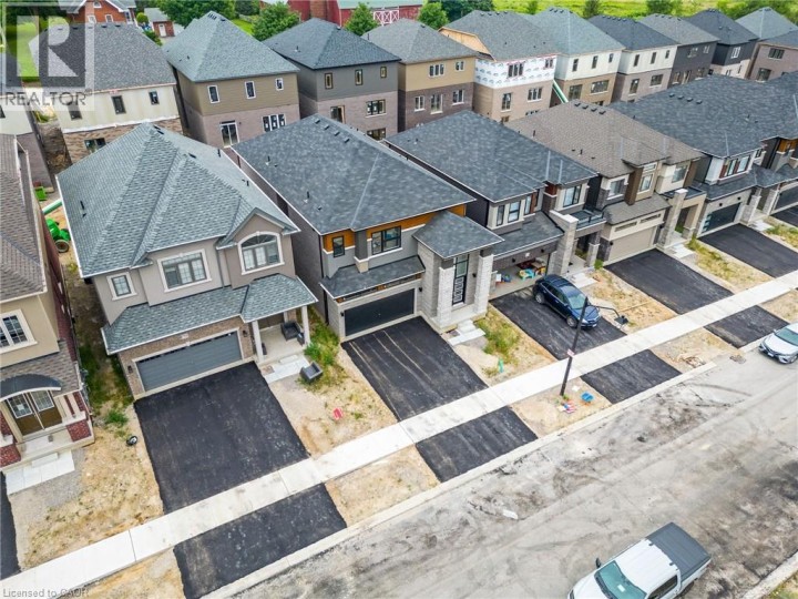 Photo 5 at 61 E George Brier Drive, Innerkip (Victoria Park), Woodstock