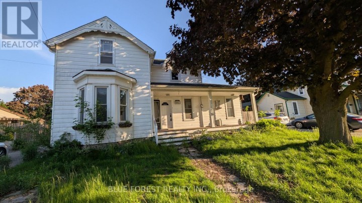 Photo 1 at 662 Frances Street, Woodstock - South, Woodstock