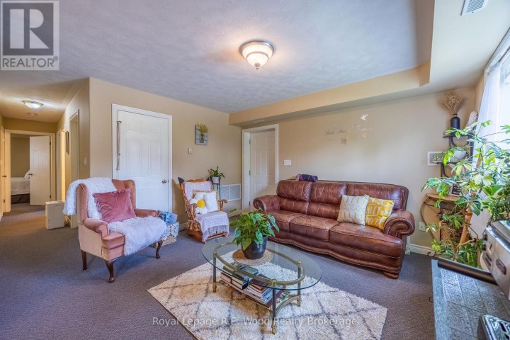 Photo 5 at 46 Oak Street, Vienna, Bayham