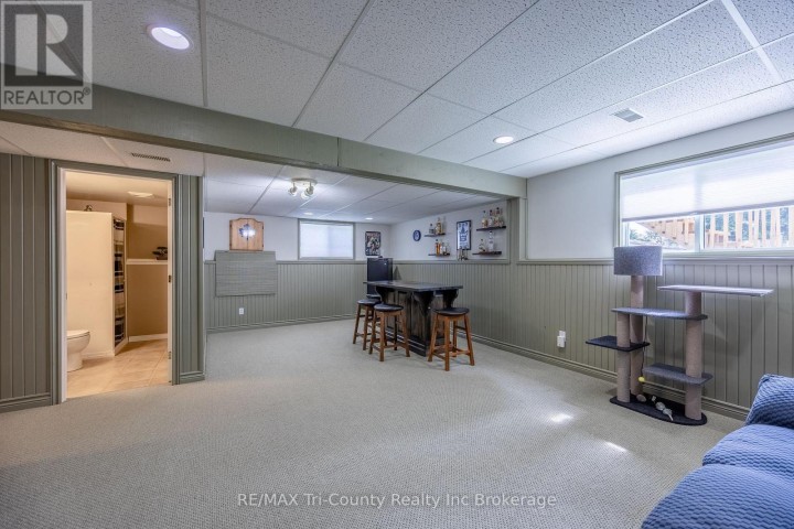 Photo 17 at 23 Magnolia Drive, Tillsonburg