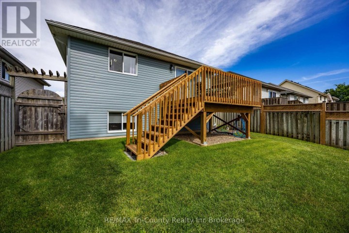 Photo 21 at 23 Magnolia Drive, Tillsonburg