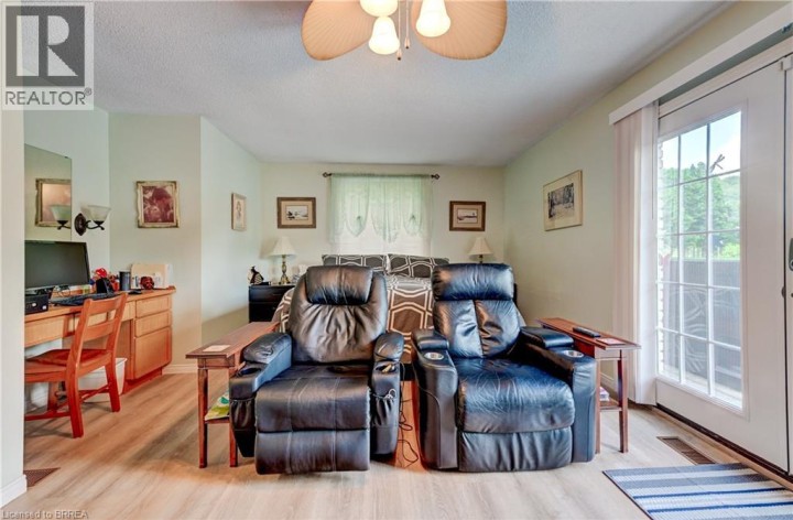 Photo 19 at 180 Balmoral Drive, Mayfair, Brantford