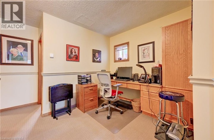 Photo 31 at 180 Balmoral Drive, Mayfair, Brantford