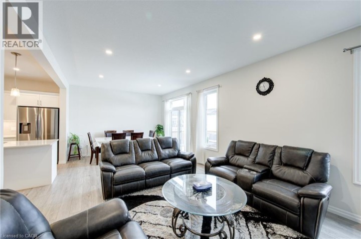 Photo 14 at 4 Braun Avenue, Tillsonburg