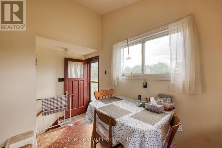 Photo 25 at 18 E Embro Street, Beachville, Ingersoll
