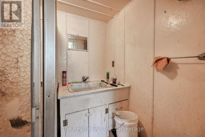 Photo 26 at 18 E Embro Street, Beachville, Ingersoll