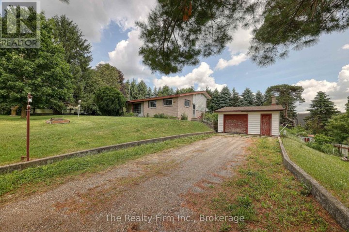 Photo 4 at 18 E Embro Street, Beachville, Ingersoll