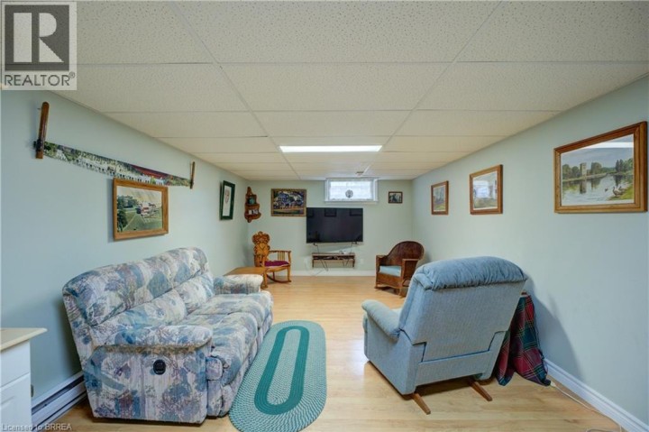 Photo 21 at 83 Evelyn Street, Fairview / Greenbrier, Brantford