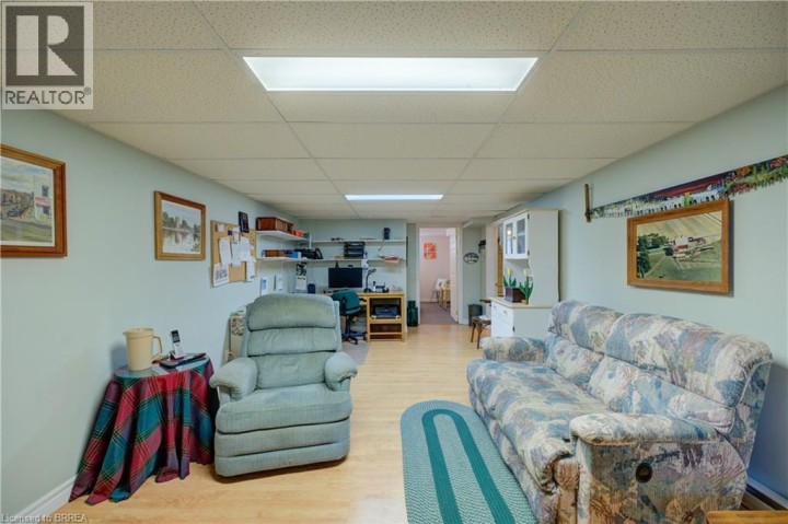 Photo 22 at 83 Evelyn Street, Fairview / Greenbrier, Brantford